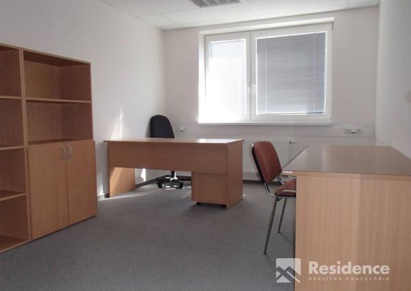 Kancelária v modernej budove v LM na prenájom