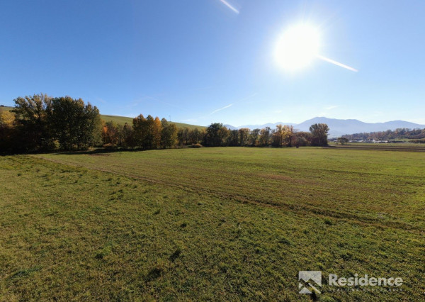 Pozemok na predaj, Beňadiková