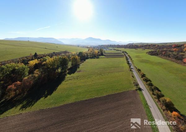 Pozemok na predaj, Beňadiková