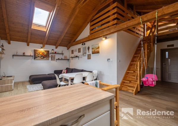 Štýlový vidiecky dom na predaj v podhorskom prostredí Svätého Kríža