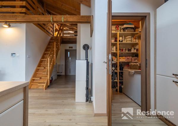 Štýlový vidiecky dom na predaj v podhorskom prostredí Svätého Kríža