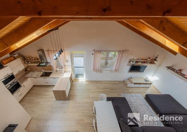 Štýlový vidiecky dom na predaj v podhorskom prostredí Svätého Kríža