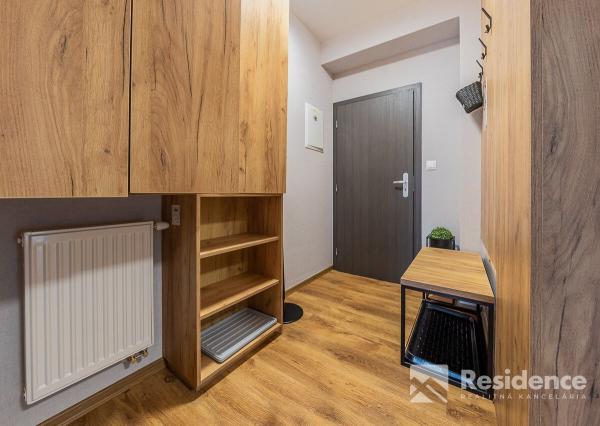 Luxusný horský dvojspálňový apartmán s parkovacím státím v lyžiarskom stredisku Jasná