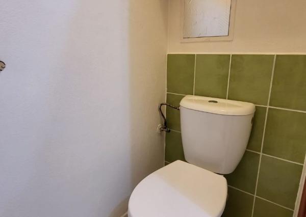 Prenájom: dvojizbový byt na Nábreží v modernej bytovke