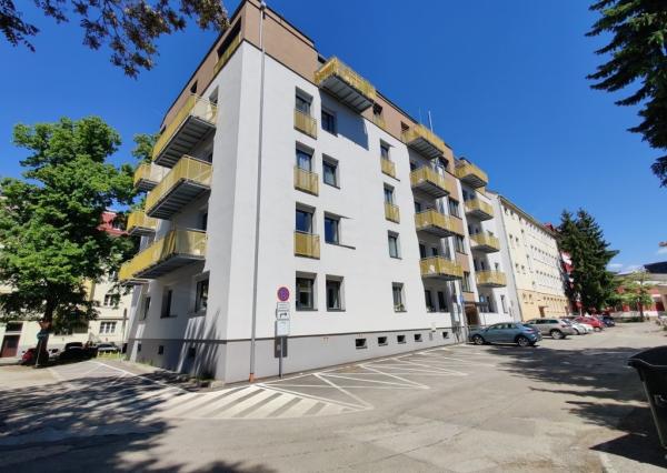 Nebytový priestor - atómový kryt na predaj, centrum Banská Bystrica