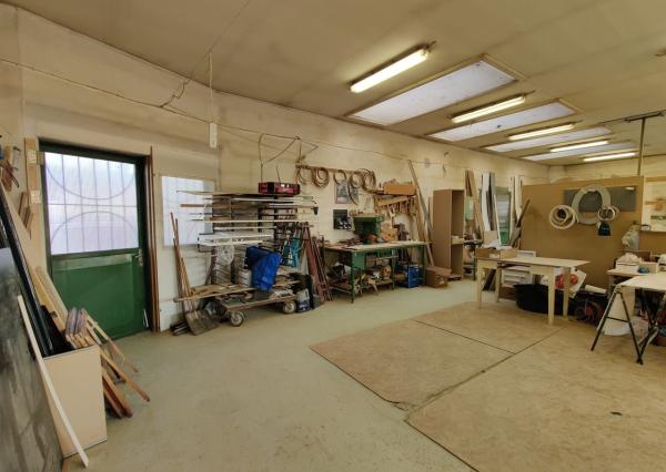 Multifunkčný objekt na podnikanie na predaj – Liptovský Mikuláš