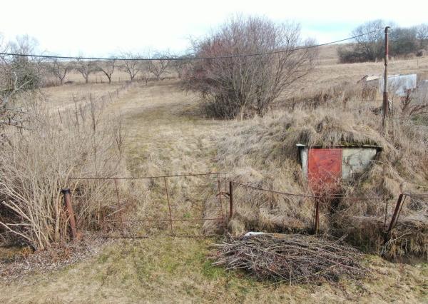 Stavený pozemok na rodinný dom na predaj, Vlachy - Krmeš