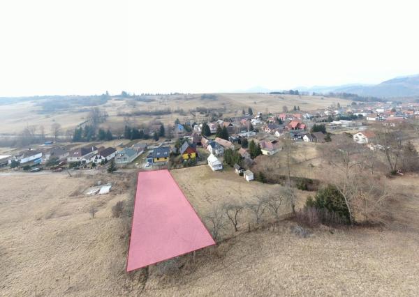 Stavený pozemok na rodinný dom na predaj, Vlachy - Krmeš