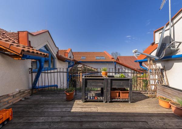 Zabehnutý penzión s reštauráciou, wellnessom a bytom pre majiteľa!