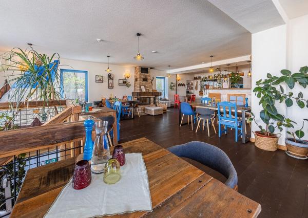 Zabehnutý penzión s reštauráciou, wellnessom a bytom pre majiteľa!