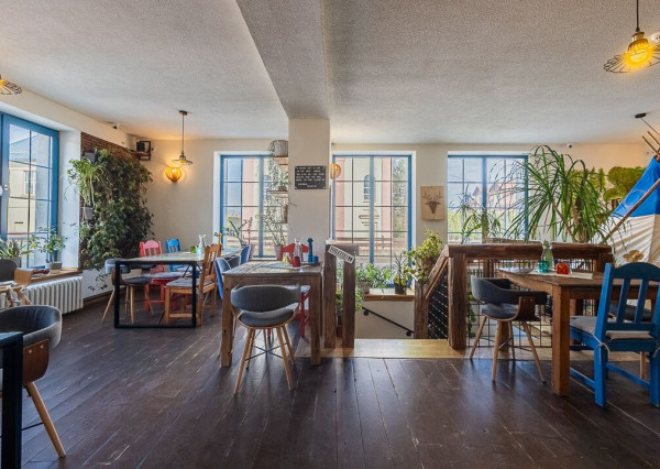 Zabehnutý penzión s reštauráciou, wellnessom a bytom pre majiteľa!