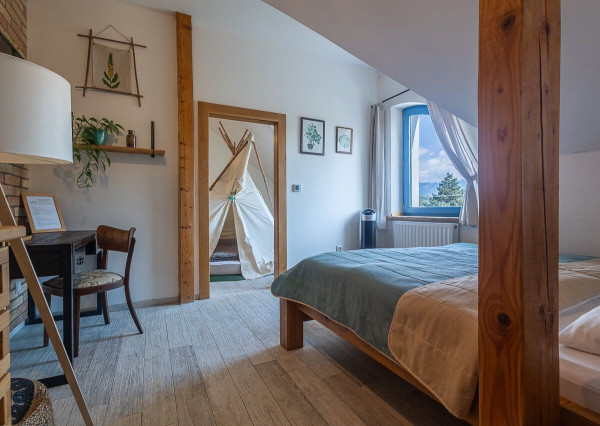 Zabehnutý penzión s reštauráciou, wellnessom a bytom pre majiteľa!