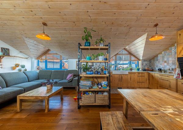 Zabehnutý penzión s reštauráciou, wellnessom a bytom pre majiteľa!