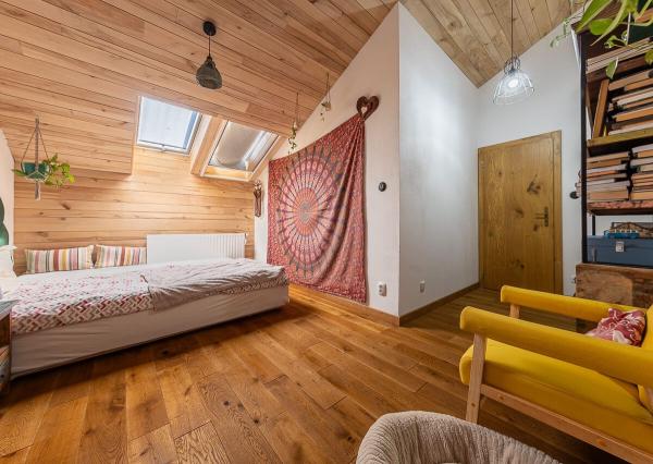 Zabehnutý penzión s reštauráciou, wellnessom a bytom pre majiteľa!