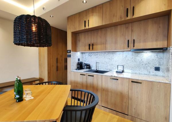 Exkluzívny 1-spálňový apartmán na predaj v Swissôtel Damian Jasna