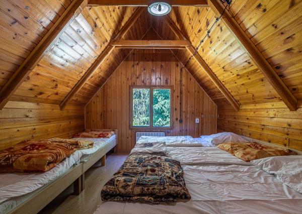 Chata zasadená do liptovskej prírody