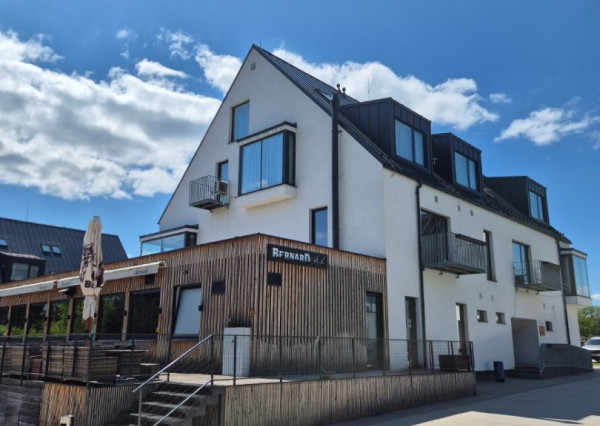 Štýlový 1-izbový apartmán v rezorte Maladinovo – bývajte ako na dovolenke po celý rok!