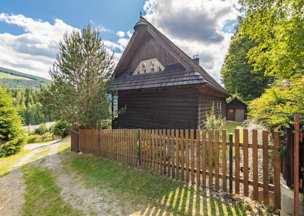 Exkluzívna chata s úžasným výhľadom na predaj, Huty