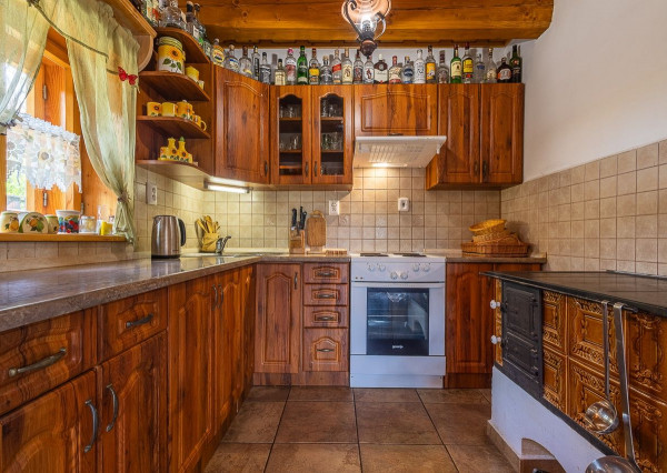 Exkluzívna chata s úžasným výhľadom na predaj, Huty