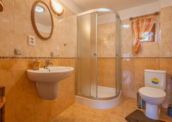 Exkluzívna chata s úžasným výhľadom na predaj, Huty