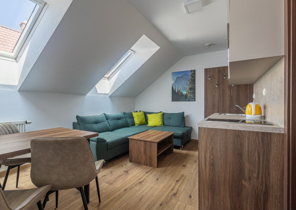 Na predaj jednospáľňové apartmány v Bešeňovej – len 100 m od aquaparku!