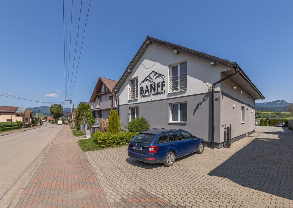 Na predaj jednospáľňové apartmány v Bešeňovej – len 100 m od aquaparku!