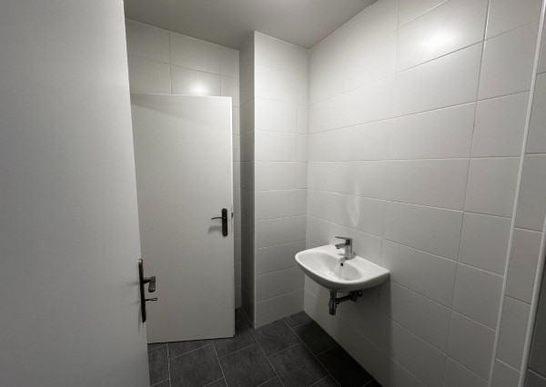 Na predaj priestory pre podnikanie – Kapitána Nálepku, L. Mikuláš