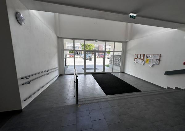 Na predaj priestory pre podnikanie – Kapitána Nálepku, L. Mikuláš