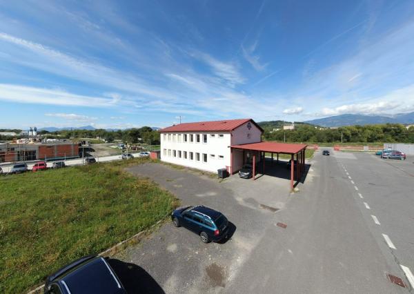 Na Predaj: polyfunkčná budova – Okoličné, Liptovský Mikuláš