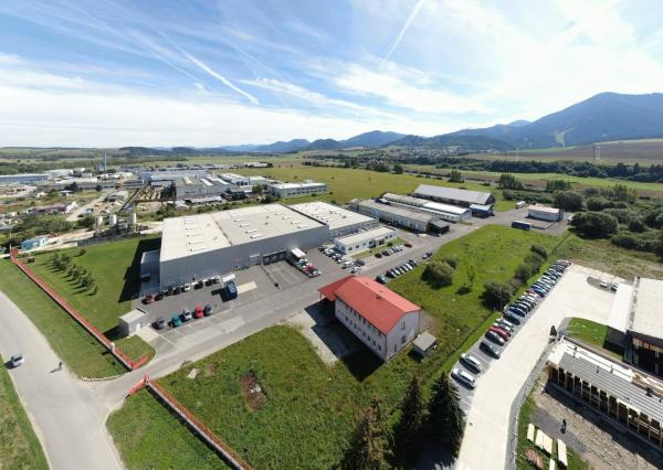 Na Predaj: polyfunkčná budova – Okoličné, Liptovský Mikuláš