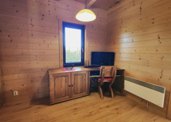 Na predaj štýlové drevenice na brehu Liptovskej Mary