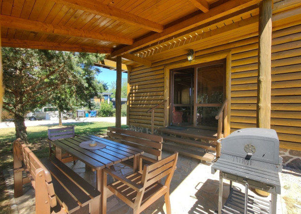 Na predaj štýlové drevenice na brehu Liptovskej Mary