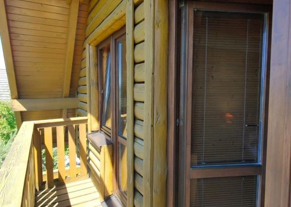 Na predaj štýlové drevenice na brehu Liptovskej Mary