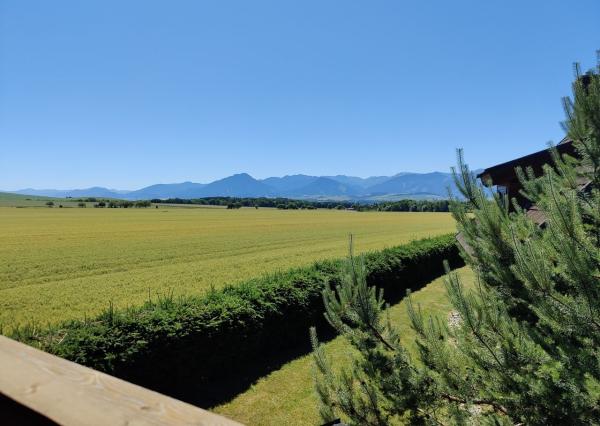 Na predaj štýlové drevenice na brehu Liptovskej Mary