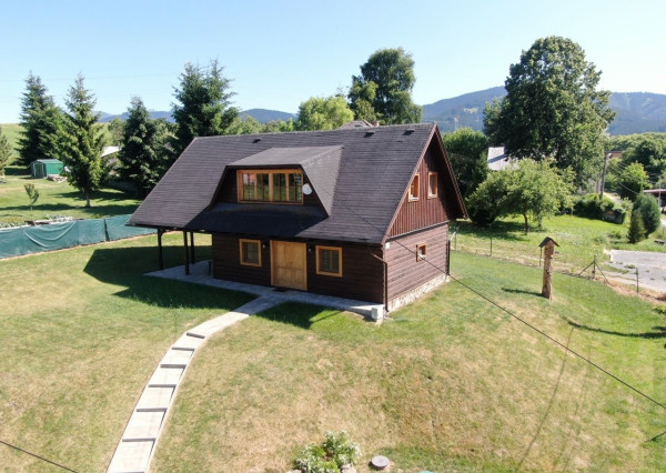 Rezervované Na predaj rodinný dom – drevenica v obci Vyšné Malatíny (Liptov)