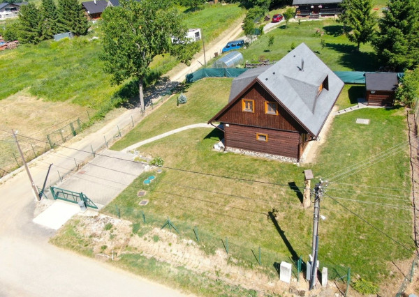 Rezervované Na predaj rodinný dom – drevenica v obci Vyšné Malatíny (Liptov)