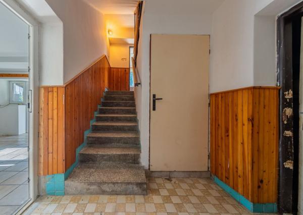 Výnimočná investičná príležitosť Rodinný dom s pozemkom 2712 m² na predaj – Jamník, Liptov 