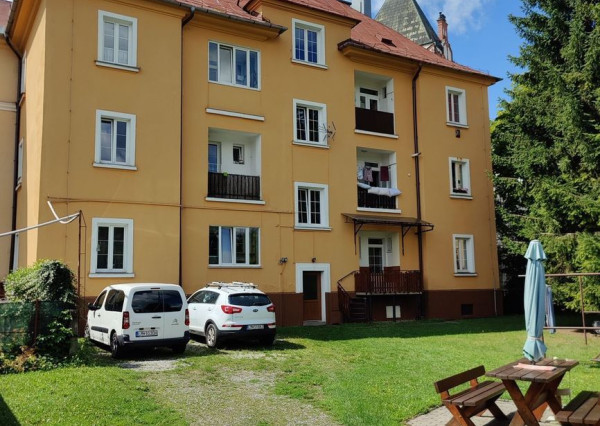 REZERVOVANE Priestranný 2-izbový byt v historickom centre – Rumanova ulica, Liptovský Mikuláš