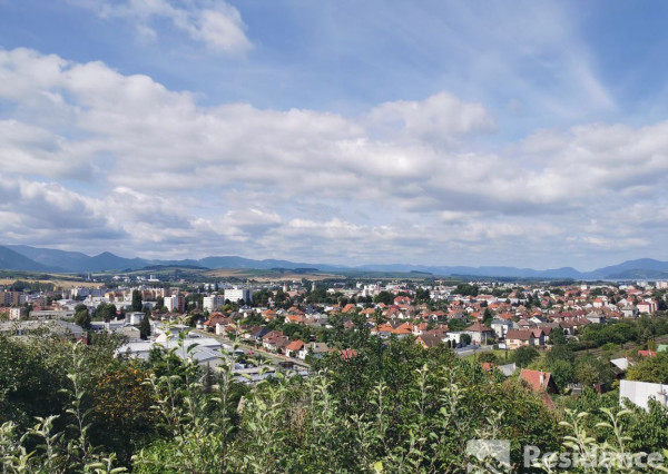 Na predaj záhradná chatka s krásnym výhľadom na mesto, Liptovský Mikuláš