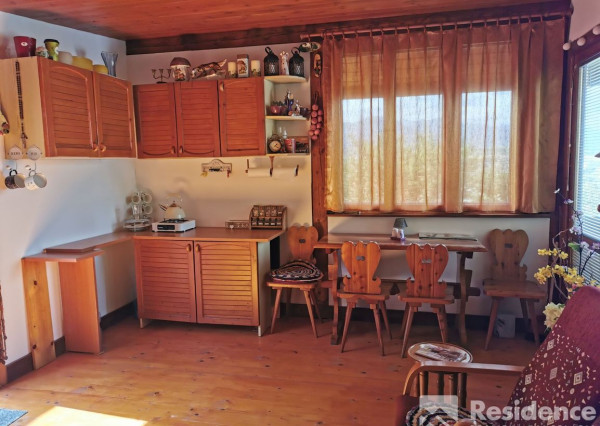 Na predaj záhradná chatka s krásnym výhľadom na mesto, Liptovský Mikuláš