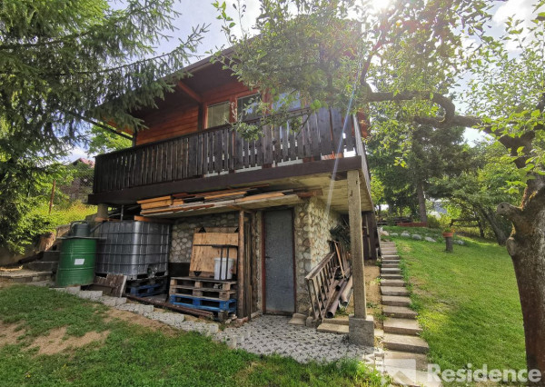 Na predaj záhradná chatka s krásnym výhľadom na mesto, Liptovský Mikuláš