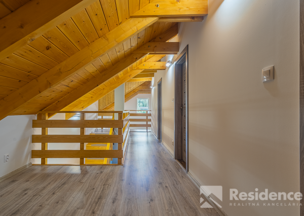 Na predaj – 5-izbový rodinný dom v obci Svätý Kríž