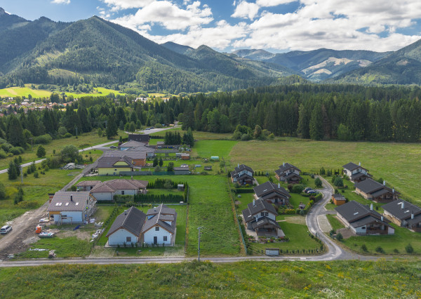 Na predaj – 5-izbový rodinný dom v obci Svätý Kríž