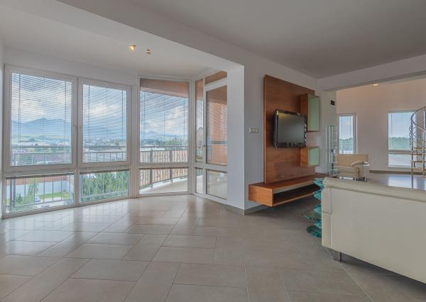 Na prenájom 3-izbový mezonet v centre Liptovského Mikuláša