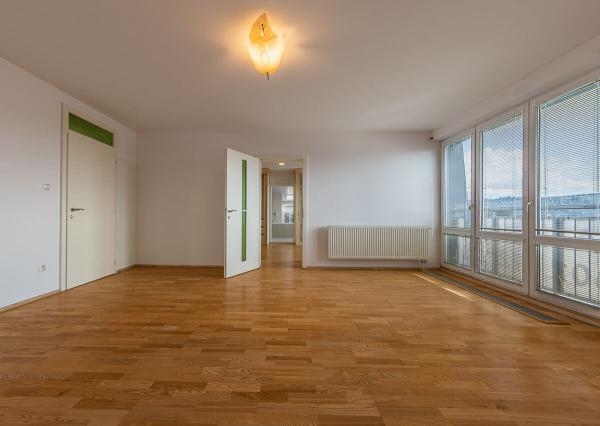 Na prenájom 3-izbový mezonet v centre Liptovského Mikuláša