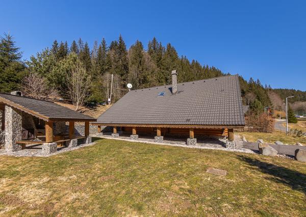 Jedinečný zrub v Nízkych Tatier – ideálny pre rodinu aj ako investícia
