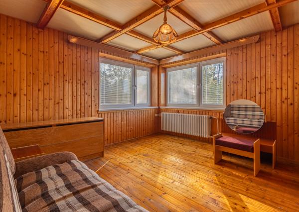 Na predaj veľký dom s pozemkom v Svätom Kríži