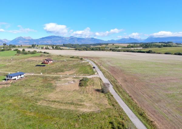 Posledný stavebný pozemok v Hybe – Peňažné  Výhľad na Tatry