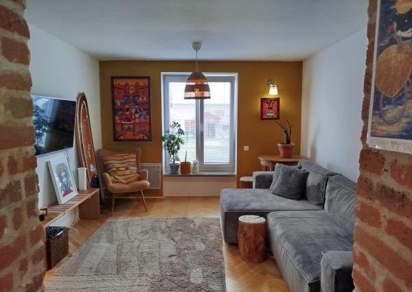 Prenájom: štýlový dvojizbový byt v centre mesta