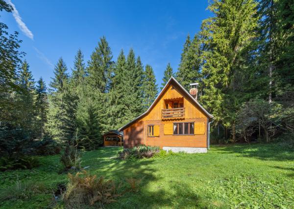 Na predaj čarovná chata uprostred lesa – Liptovský Ján